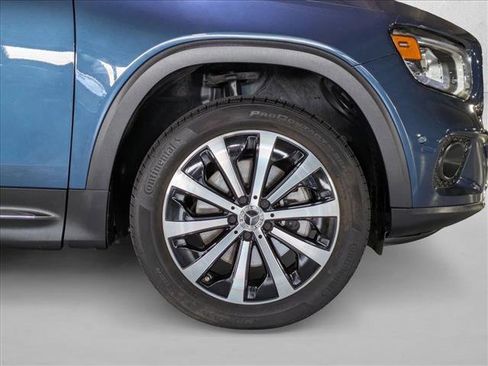 Used 2023 Mercedes-Benz GLB 250 image 24