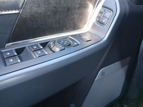 Used 2023 Ford F350 Lariat w/ Sport Appearance Package image 13