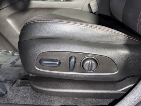 Used 2024 Chevrolet Equinox RS image 30