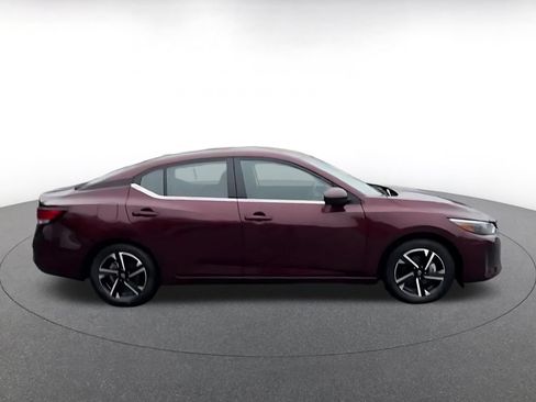 Used 2025 Nissan Sentra SV FWD image 16