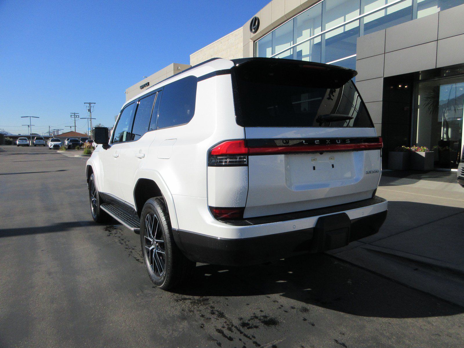 Used 2026 Lexus GX 550 w/ Accessory Package (Z1) AWD/4WD image 5