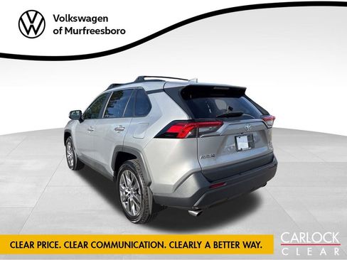 Used 2023 Toyota RAV4 XLE Premium image 5