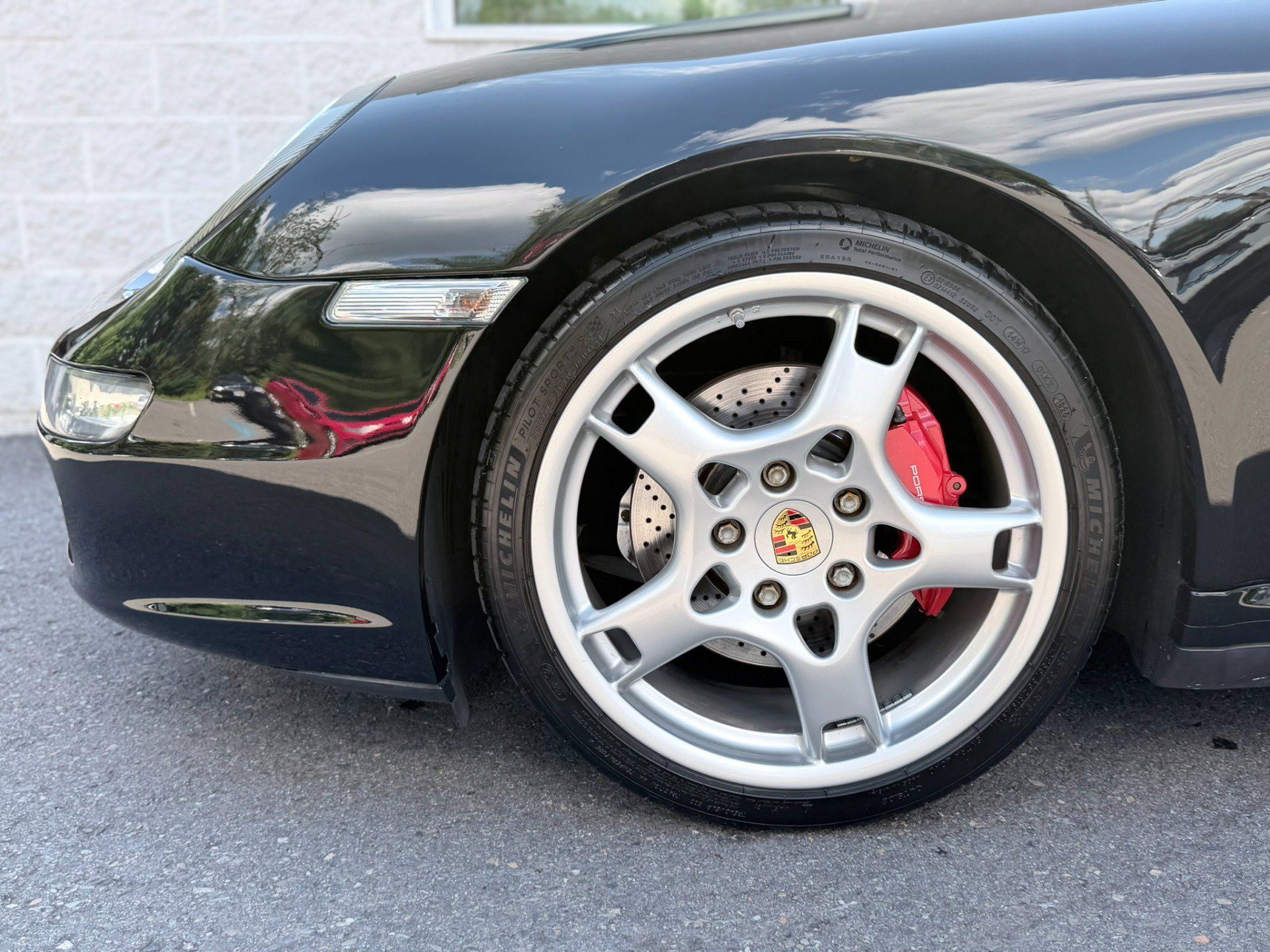 Used 2006 Porsche 911 Carrera 4S AWD/4WD image 42