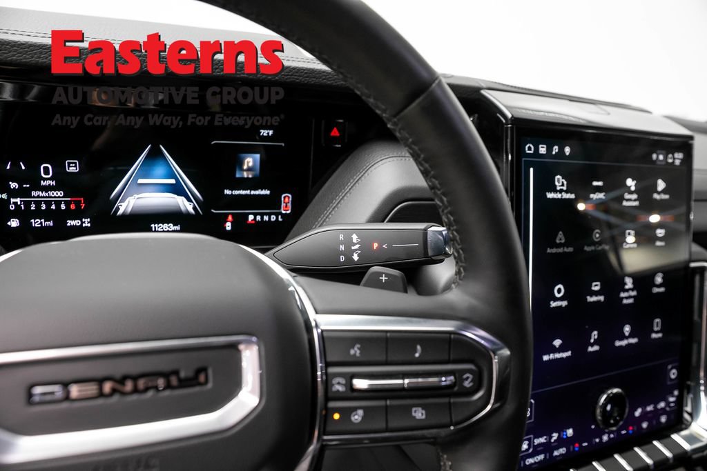 Used 2025 GMC Yukon Denali AWD/4WD image 22
