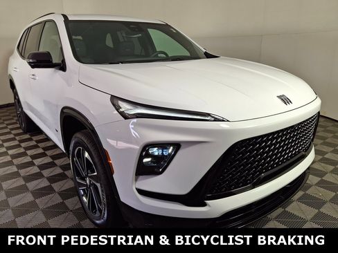 Used 2025 Buick Enclave Sport Touring w/ Trailering Package, 5000 lbs. image 7