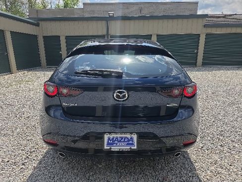 Used 2023 MAZDA MAZDA3 s FWD image 4