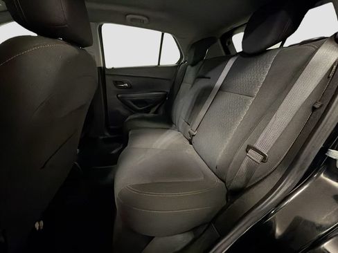 Used 2020 Chevrolet Trax LS w/ Tint and Cruise Package FWD image 25