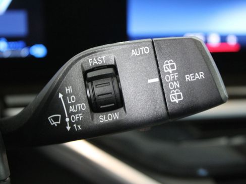 Certified 2025 BMW X5 xDrive50e image 30