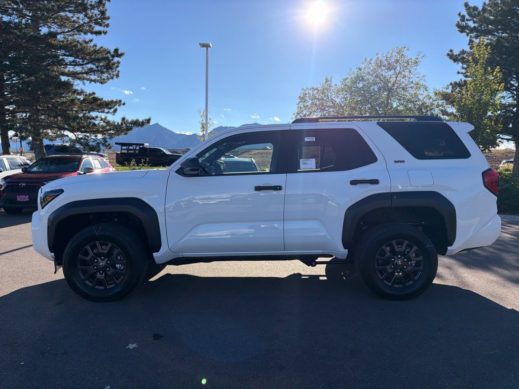 Used 2026 Toyota 4Runner SR5 AWD/4WD image 4