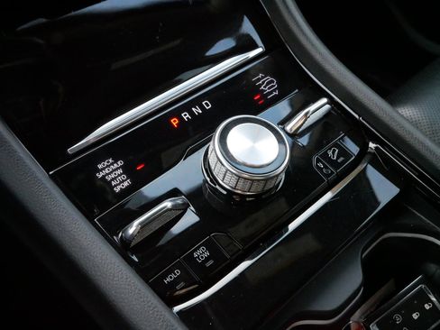 Used 2021 Jeep Grand Cherokee L Overland w/ Luxury Tech Group IV image 24