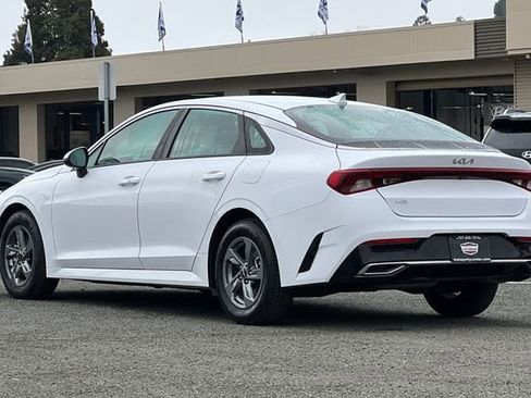 Used 2023 Kia K5 LXS image 9