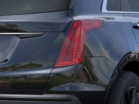 New 2026 Cadillac XT5 Premium Luxury w/ LPO, ONYX Package image 11