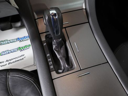 Used 2015 Ford Taurus SEL image 38