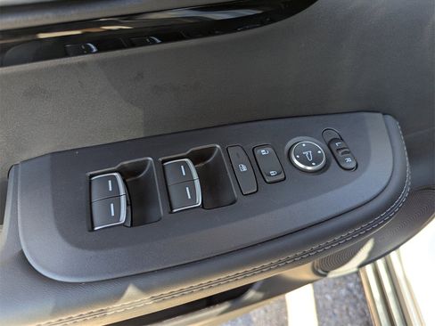 Certified 2025 Acura ADX FWD image 25