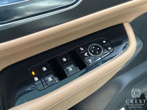 Certified 2025 INFINITI QX80 Luxe image 10