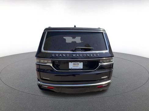 Used 2023 Jeep Grand Wagoneer Series II w/ Flexible Seating Group AWD/4WD image 12