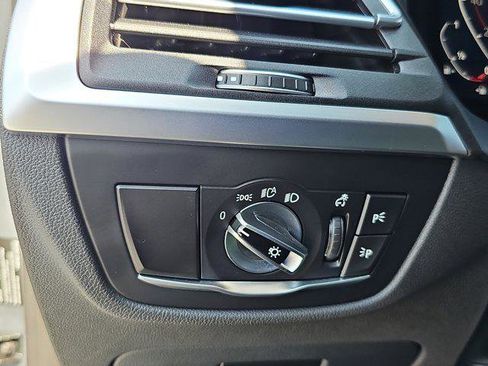 Used 2024 BMW X3 sDrive30i w/ Premium Package image 26