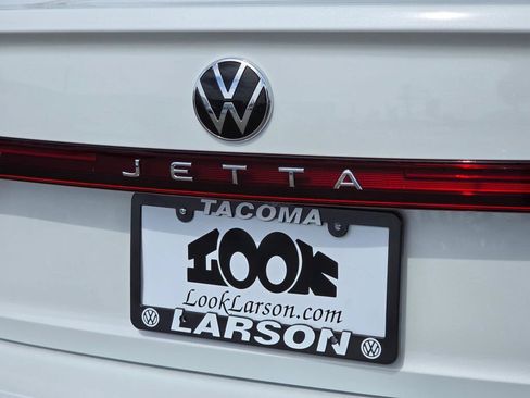 New 2026 Volkswagen Jetta SEL FWD image 14