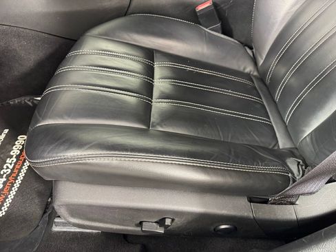 Used 2023 Chrysler 300 S RWD image 11
