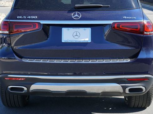 Used 2022 Mercedes-Benz GLS 450 4MATIC image 12