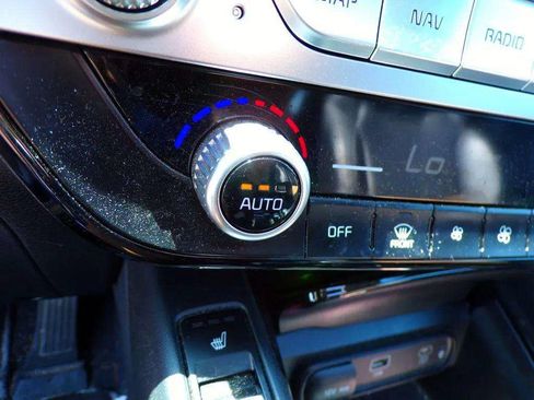 Used 2023 Kia Telluride S w/ S Sunroof Package AWD/4WD image 16