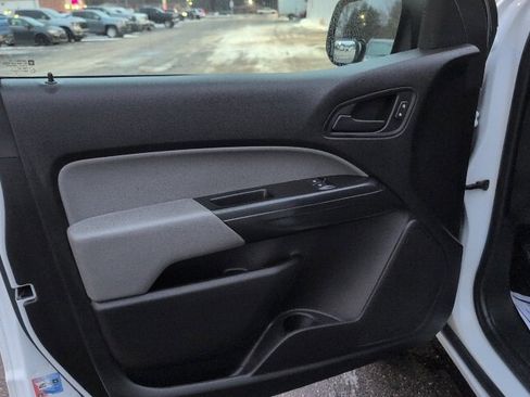 Used 2018 Chevrolet Colorado W/T image 13