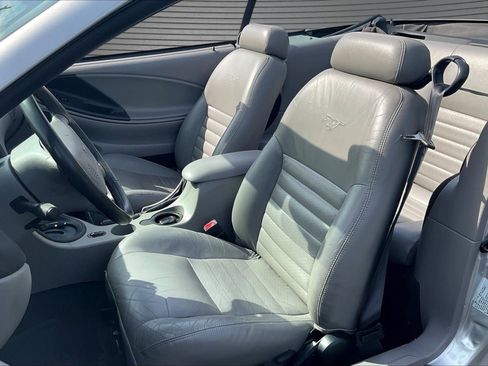 Used 2001 Ford Mustang GT Premium RWD image 21