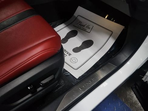 Used 2019 Lexus UX 200 F Sport image 48