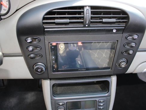 Used 2003 Porsche 911 Carrera 4 image 24