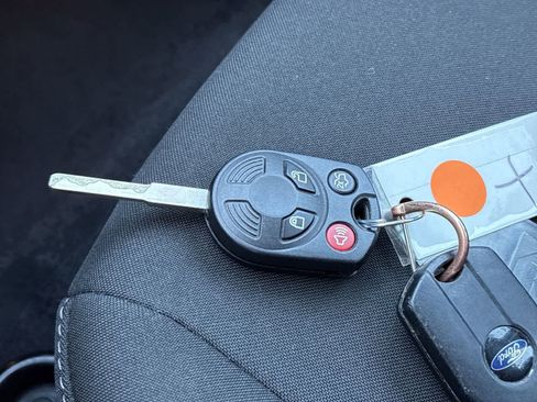 Used 2017 Ford Focus SE image 27