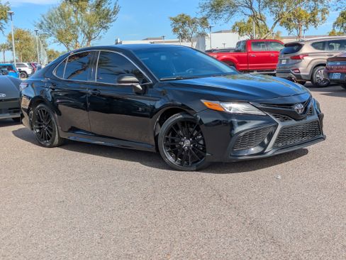 Used 2021 Toyota Camry XSE w/ Carpet Mat Package (TMS) image 31