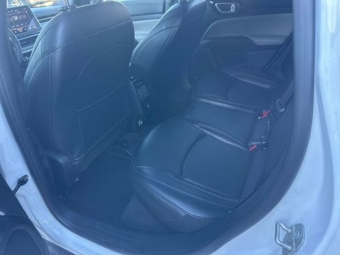 Used 2023 Jeep Compass Limited image 17