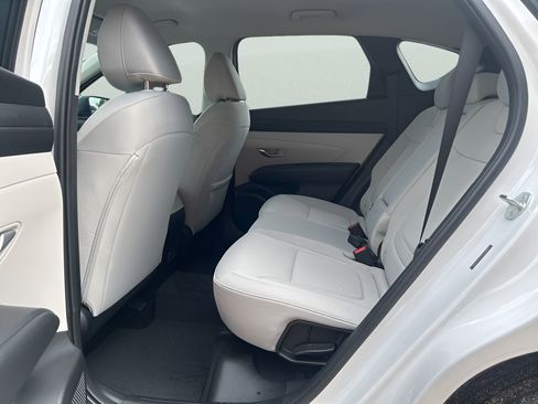 Used 2026 Hyundai Tucson SE FWD image 16