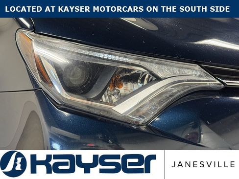 Used 2018 Toyota RAV4 XLE image 11