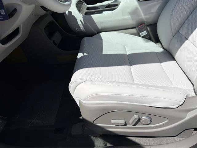 New 2026 Hyundai Palisade FWD Hybrid image 16