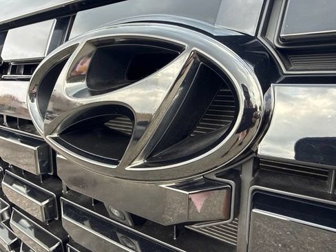 Used 2023 Hyundai Palisade Limited AWD/4WD image 4