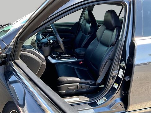 Used 2016 Acura TLX FWD image 25