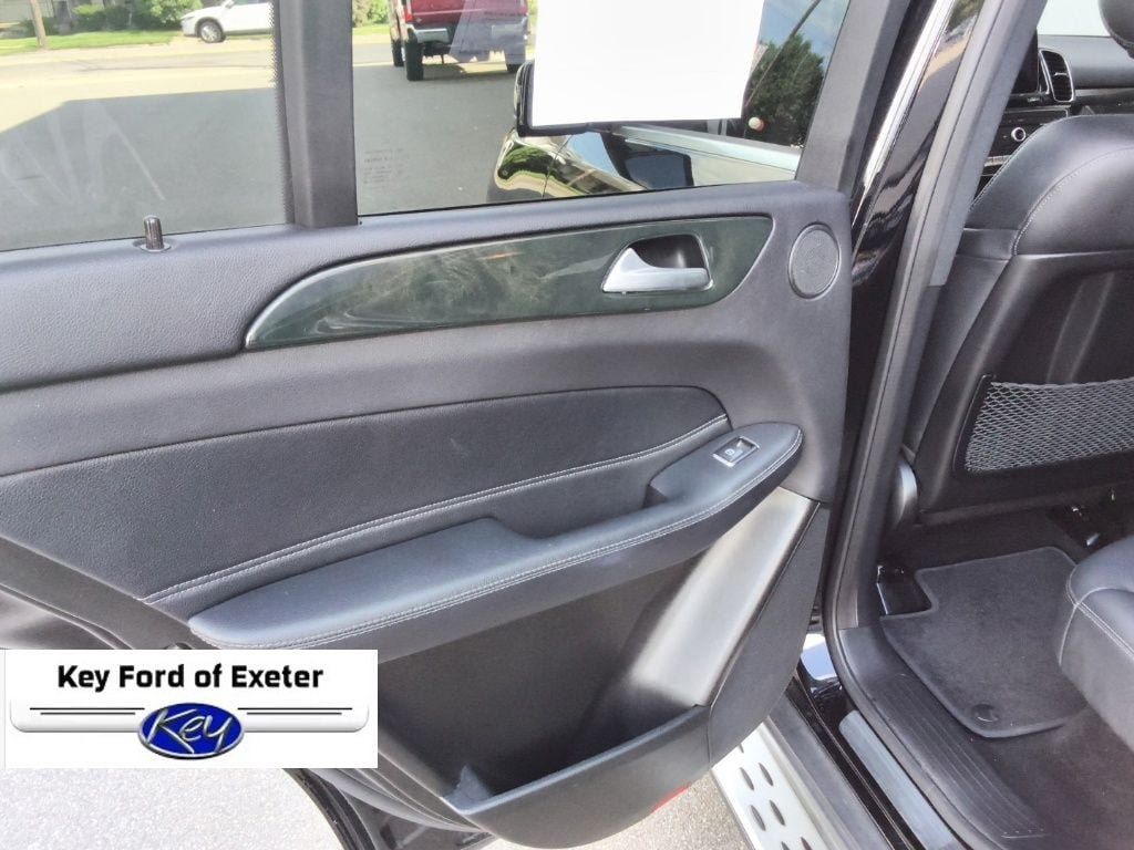 Used 2019 Mercedes-Benz GLE 400 4MATIC image 13