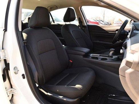 Used 2025 Nissan Altima 2.5 SV image 20