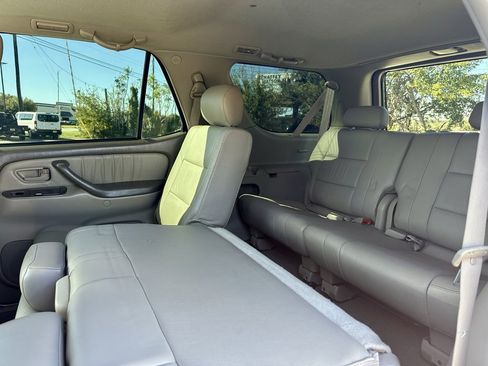 Used 2006 Toyota Sequoia Limited image 13