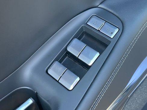 New 2025 Lincoln Navigator Reserve w/ Jet Appearance Package image 17