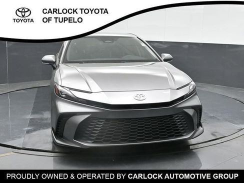 Used 2025 Toyota Camry SE w/ Multimedia Upgrade Package FWD image 6