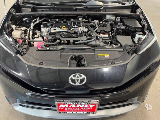 Used 2023 Toyota Prius Limited FWD image 9