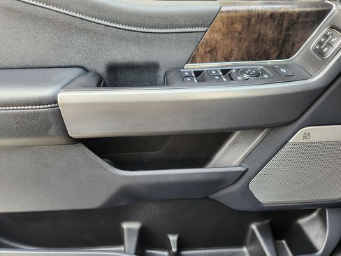 Certified 2023 Ford F250 Lariat w/ Lariat Ultimate Package image 18