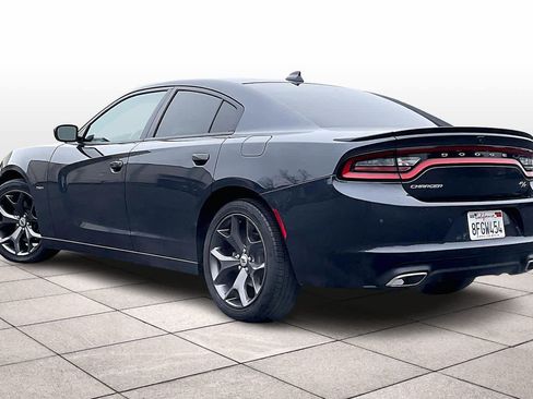 Used 2018 Dodge Charger R/T w/ Plus Group image 15