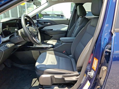 Certified 2024 Chevrolet Trax LT w/ Driver Confidence Package FWD image 15
