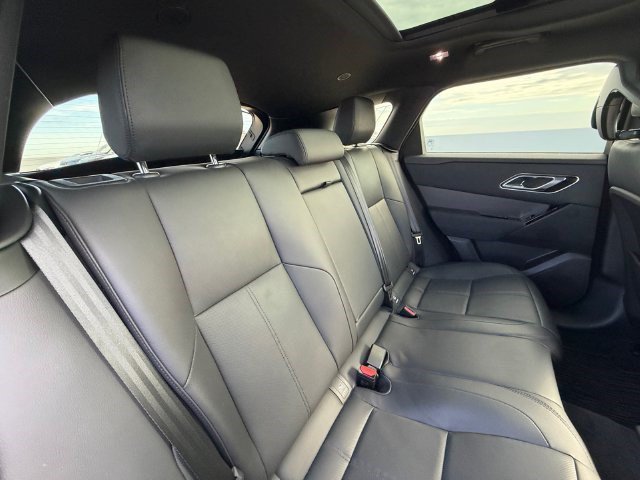 Used 2024 Land Rover Range Rover Velar Dynamic SE AWD/4WD image 17