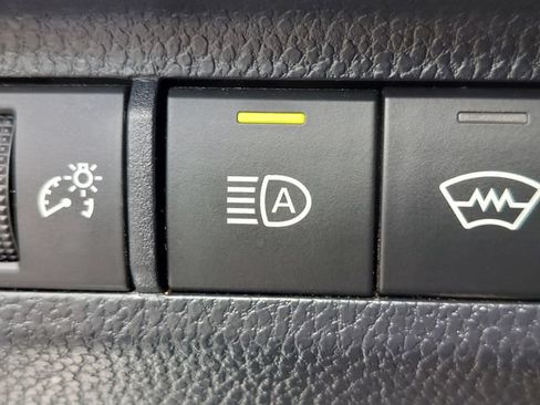 Certified 2023 Toyota RAV4 SE w/ Convenience Package AWD/4WD image 34