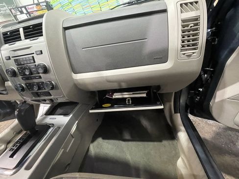 Used 2012 Ford Escape XLT image 15