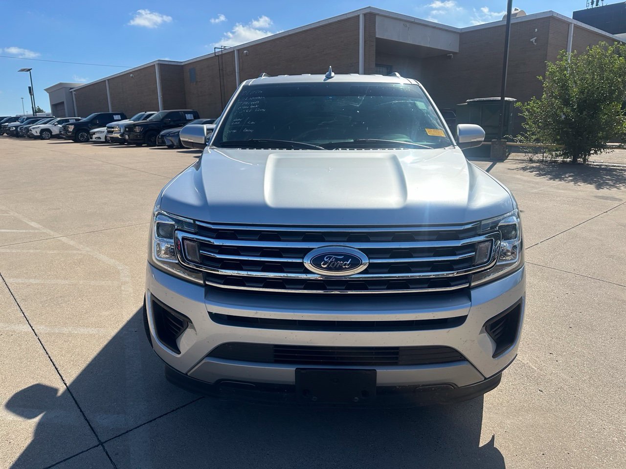 Used 2019 Ford Expedition XLT w/ Equipment Group 202A RWD image 12